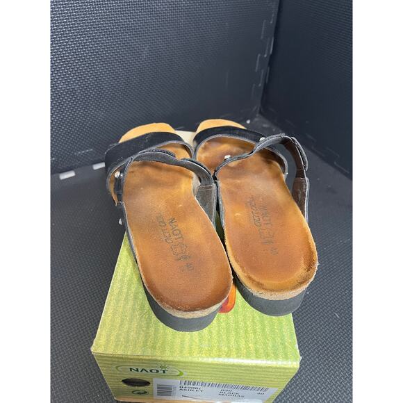 NAOT Ashley Black Leather Rhinestone Embellished Slides Sandals Women's 40 US 9 - Picture 7 of 7